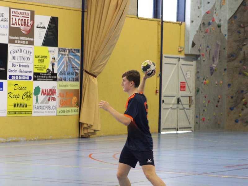 SGHBC. Chez les jeunes. Le handball Couserannais sur tous les fronts.