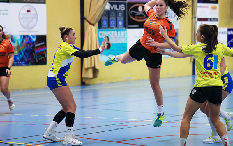 SGHBC. Prénationale féminine. Les Saint Gironnaises arrachent la victoire.