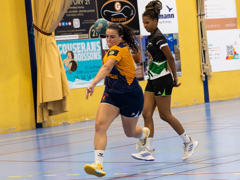 SGHBC. Nationale 3 Féminine. Les Couserannaises punies à Rodez.