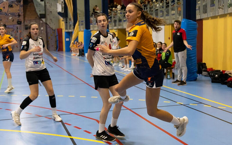 SGHBC. Nationale 3 Féminine. Les Saint Gironnaises subissent la loi de Castanet.