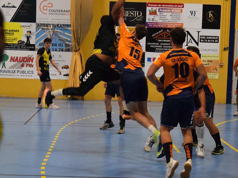 SGHBC. Excellence masculine. Les Saint Gironnais coincent en fin de match.