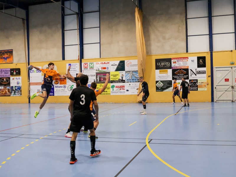 SGHBC. EXCELLENCE MASCULINE. LES SAINT GIRONNAIS BUTTENT SUR PINS JUSTARET.